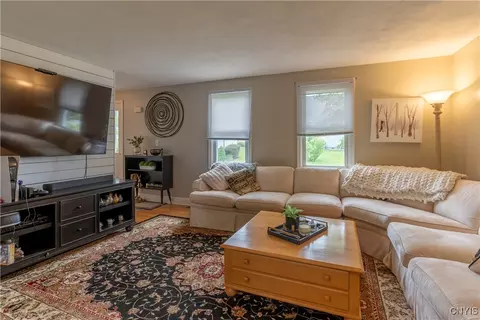 8401 Quadrant Ln, Baldwinsville, NY 13027 photo 24