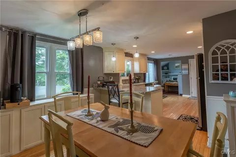 8401 Quadrant Ln, Baldwinsville, NY 13027 photo 11