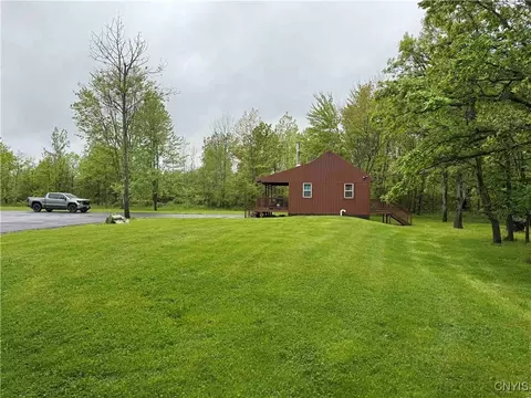 Exterior - 9727 Hall Rd, Somerset, NY 14012 photo 3 of 12