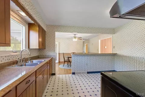 299 Sharp Rd, Granby, NY 13069 photo 8
