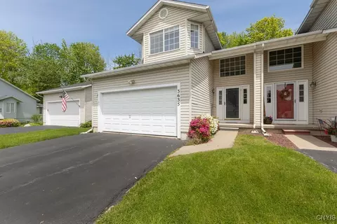 3635 Black Brant Dr, Liverpool, NY 13090