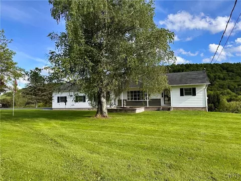 5030 Lincklaen Rd, Cuyler, NY 13158