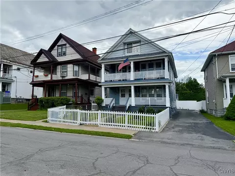 32-30 Kenyon Ct #30, Utica, NY 13501