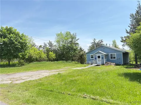 10508 Grandjean Rd, Henderson, NY 13650