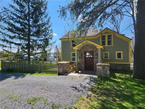 2746 E Lake Rd, Skaneateles, NY 13152