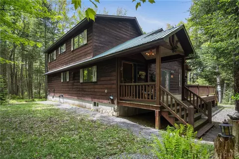 12103 Kincaid Rd, Forestport, NY 13338