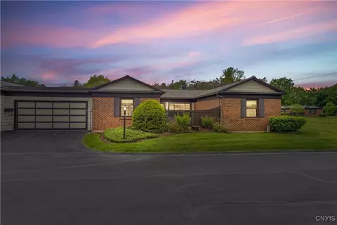 24 The Orch, Fayetteville, NY 13066