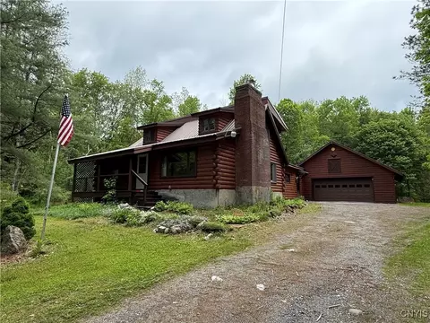 50 Valley View Dr, Boonville, NY 13309