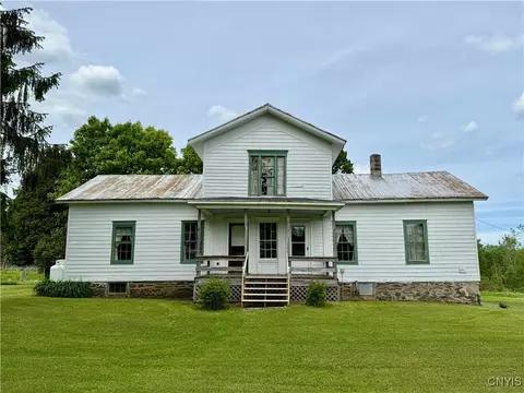 4151 State Route 20, Nelson, NY 13408