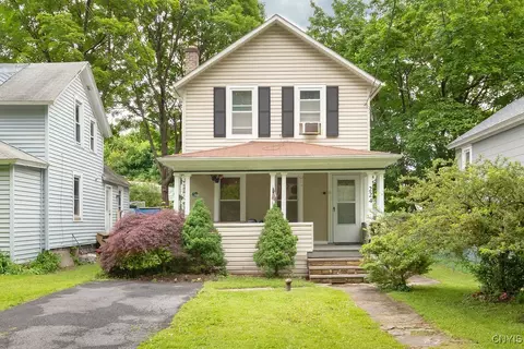 224 Woods Rd, Geddes, NY 13209