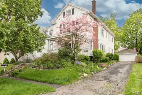 173 Mosley Dr #1, Syracuse, NY 13206