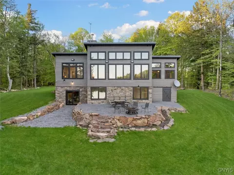 8623 Power Line Dr, Diana, NY 13648