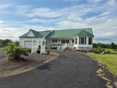 1943 County Route 12, Central Square, NY 13036