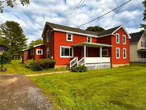 Exterior - 5276 Oneida St, Oneida, NY 13421 photo 2 of 10