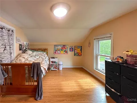 Bedroom - 5276 Oneida St, Oneida, NY 13421 photo 8 of 11