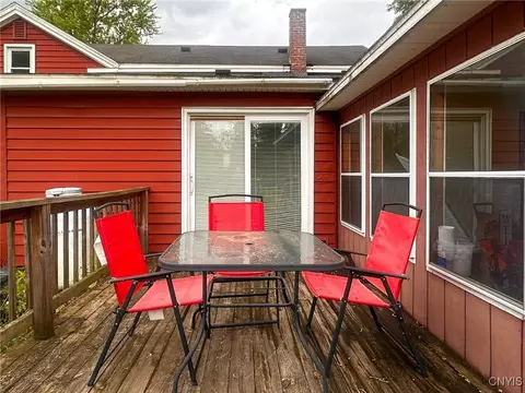 Exterior - 5276 Oneida St, Oneida, NY 13421 photo 8 of 10