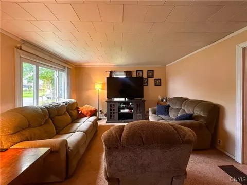 Living - 5276 Oneida St, Oneida, NY 13421 photo 1 of 1