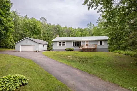 74 Sparhawk Rd, Parish, NY 13131