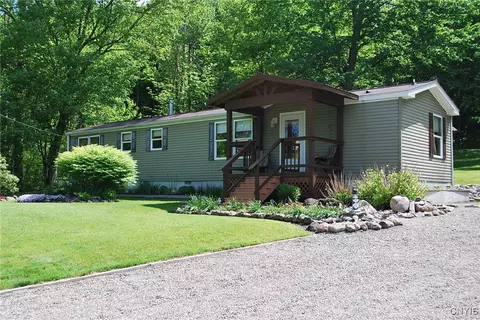 92 Albright Rd, Mexico, NY 13114