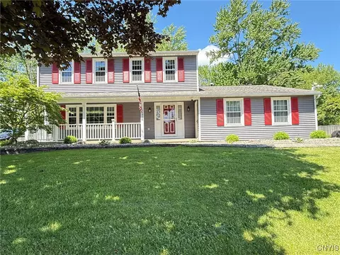 4936 Look Kinney Cir, Liverpool, NY 13088