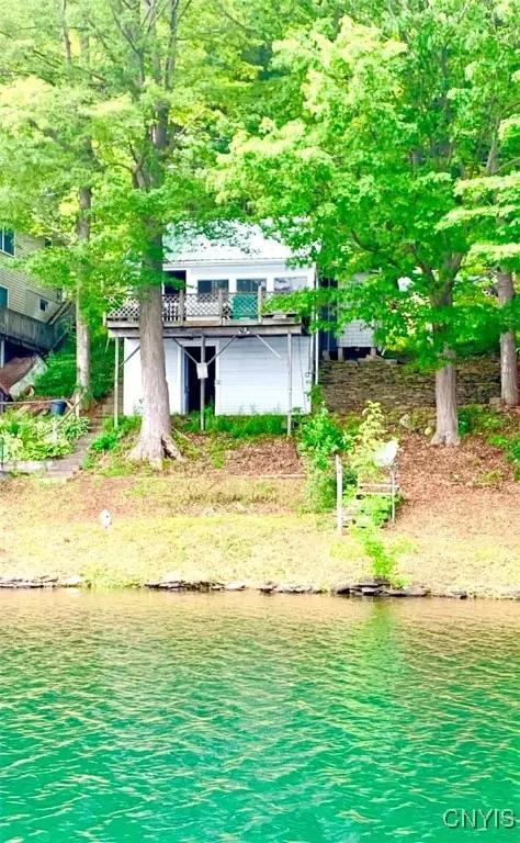 5339 Paddleford Rd, Eaton, NY 13334