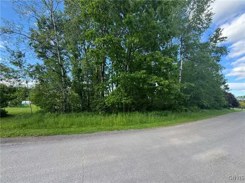 Wakefield Lane, Western, NY 13303