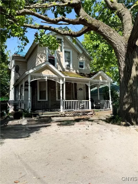 214-16 Reed Ave, Syracuse, NY 13207