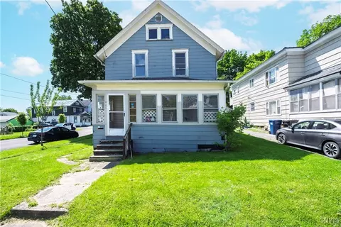 901 Ballantyne Rd, Syracuse, NY 13207