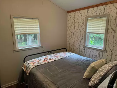 Bedroom - 30 Treehaven Rd, Wethersfield, NY 14066 photo 1 of 2