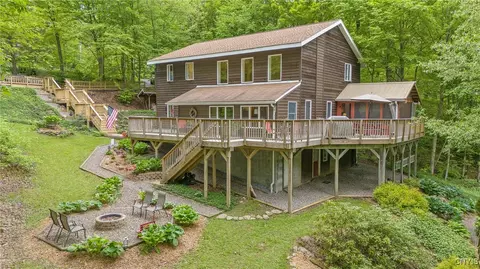 1388 Sky High Rd, Tully, NY 13159