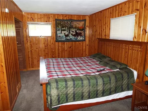 Bedroom - 514 Mccool Ave, East Syracuse, NY 13057 photo 3 of 5