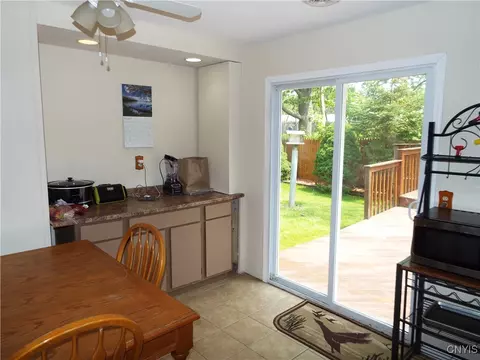 Kitchen - 514 Mccool Ave, East Syracuse, NY 13057 photo 4 of 4
