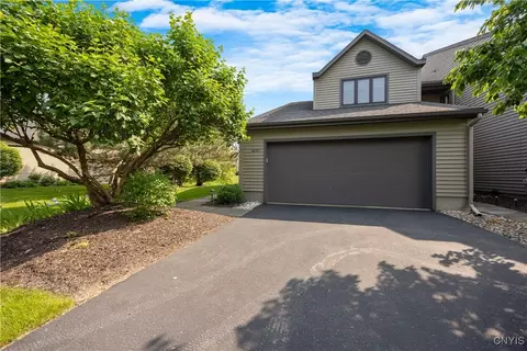 4857 Huntwood Path, Manlius, NY 13104