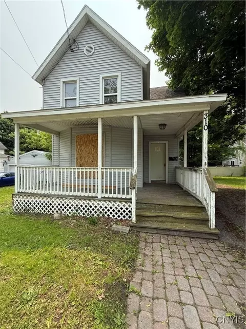 310 Tilden St, Watertown, NY 13601