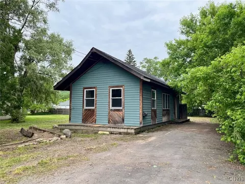 196 Elton Ave, Onondaga, NY 13205