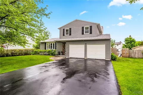 5510 Fortuna Pkwy, Clay, NY 13041