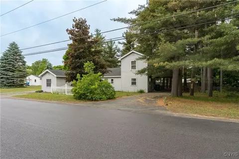 29647 Burnup Rd, Rutland, NY 13612