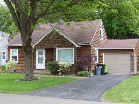 312 Cleveland Blvd, Fayetteville, NY 13066