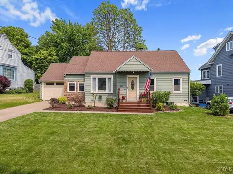 415 S Orchard Rd, Geddes, NY 13219