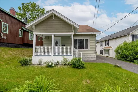 402 Cogswell Ave, Geddes, NY 13209