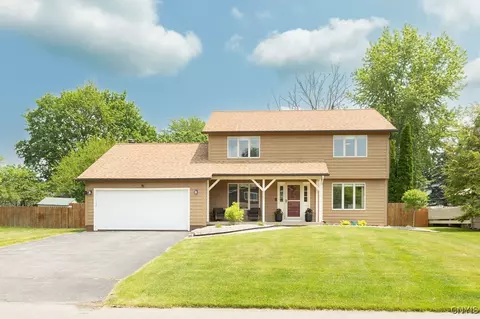4292 Persimmon, Liverpool, NY 13090