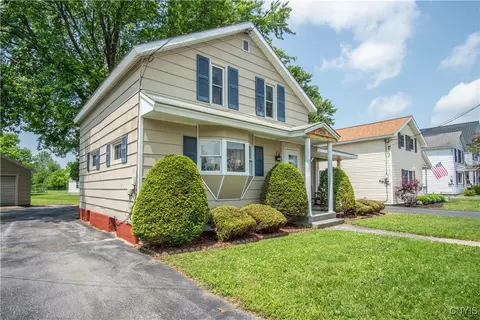 225 Breen Ave, Watertown, NY 13601