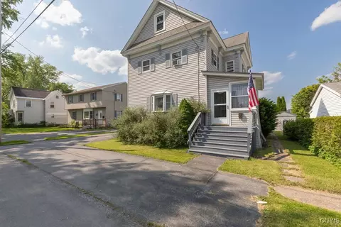 108 Elm St, Lenox, NY 13032