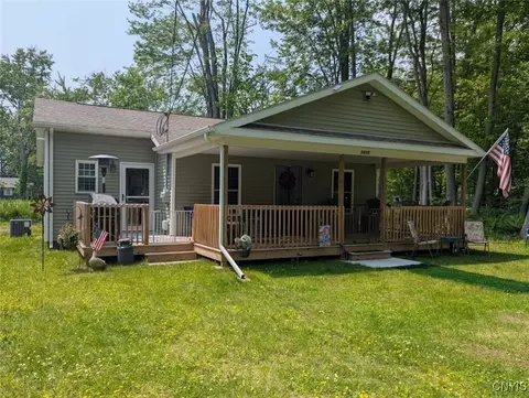 2805 Pleasant Ave, Vienna, NY 13157