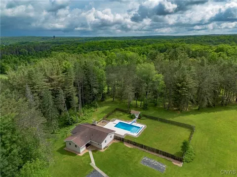 217 Sloperville Rd, Albion, NY 13302