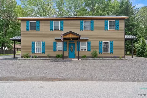 2012 Pleasant Ave, Vienna, NY 13308