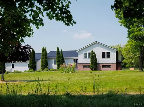 19195 County Route 63, Hounsfield, NY 13601