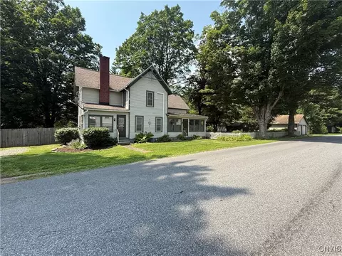 7653 Yager Rd, Vienna, NY 13308