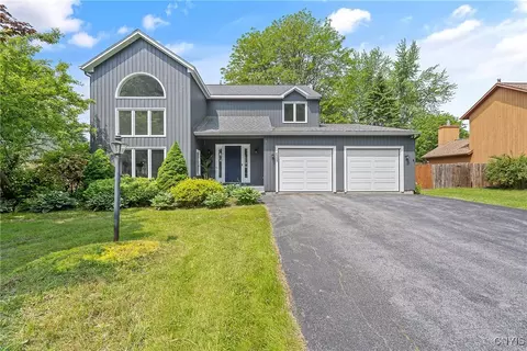 6333 Hardwood Ln, Cicero, NY 13039