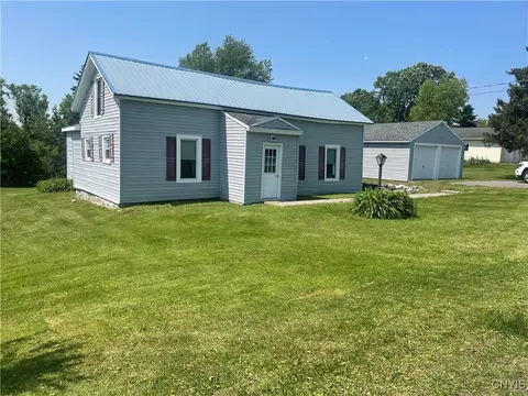 8807 N Main St, Le Ray, NY 13637